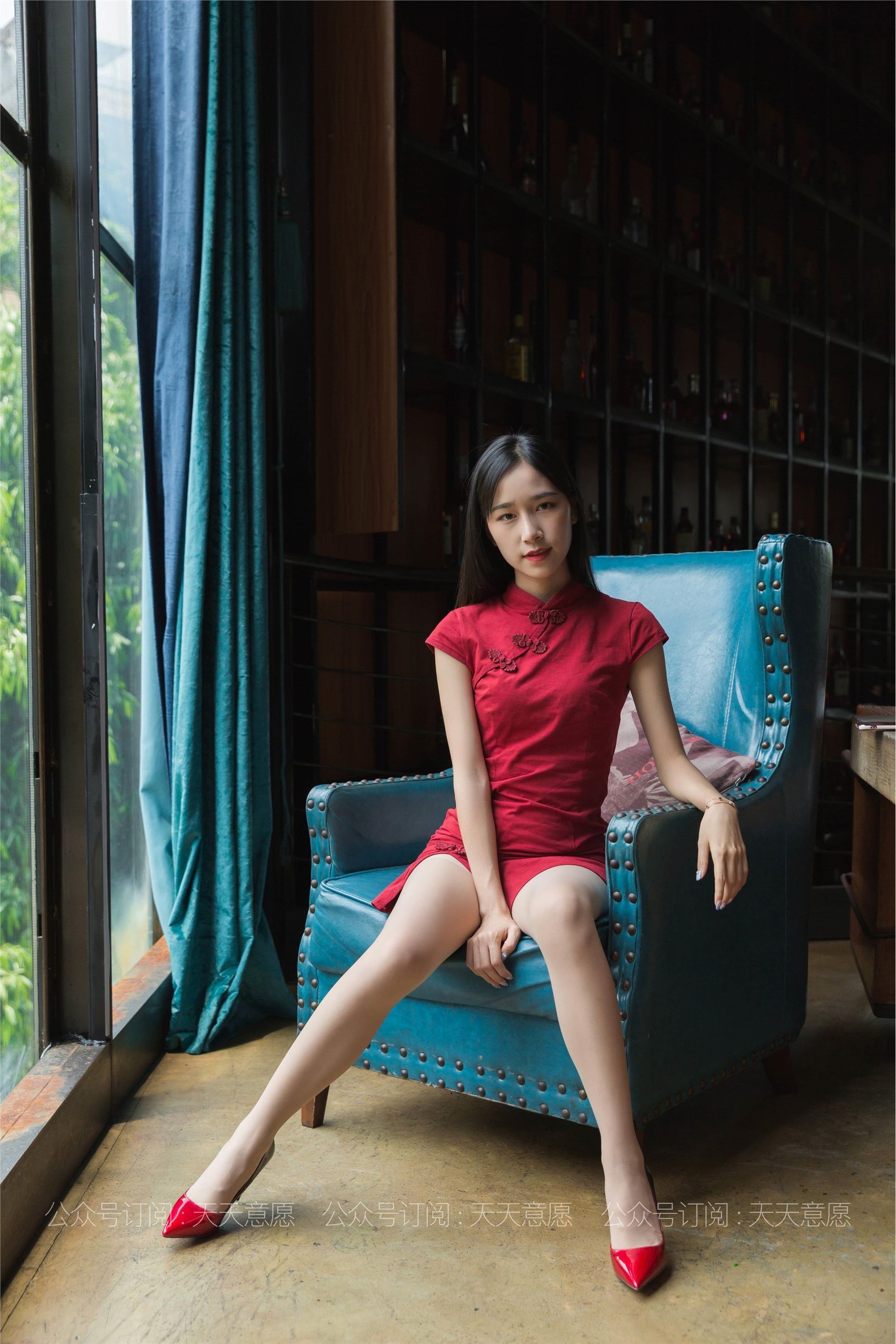 IESS异思趣向 - 模特：美子《让人炽热的红》